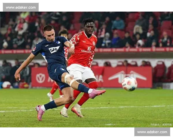 足球赛事精彩推荐 盘点本周最佳对决 不容错过的热门比赛分析 - 副本 (2) - 副本